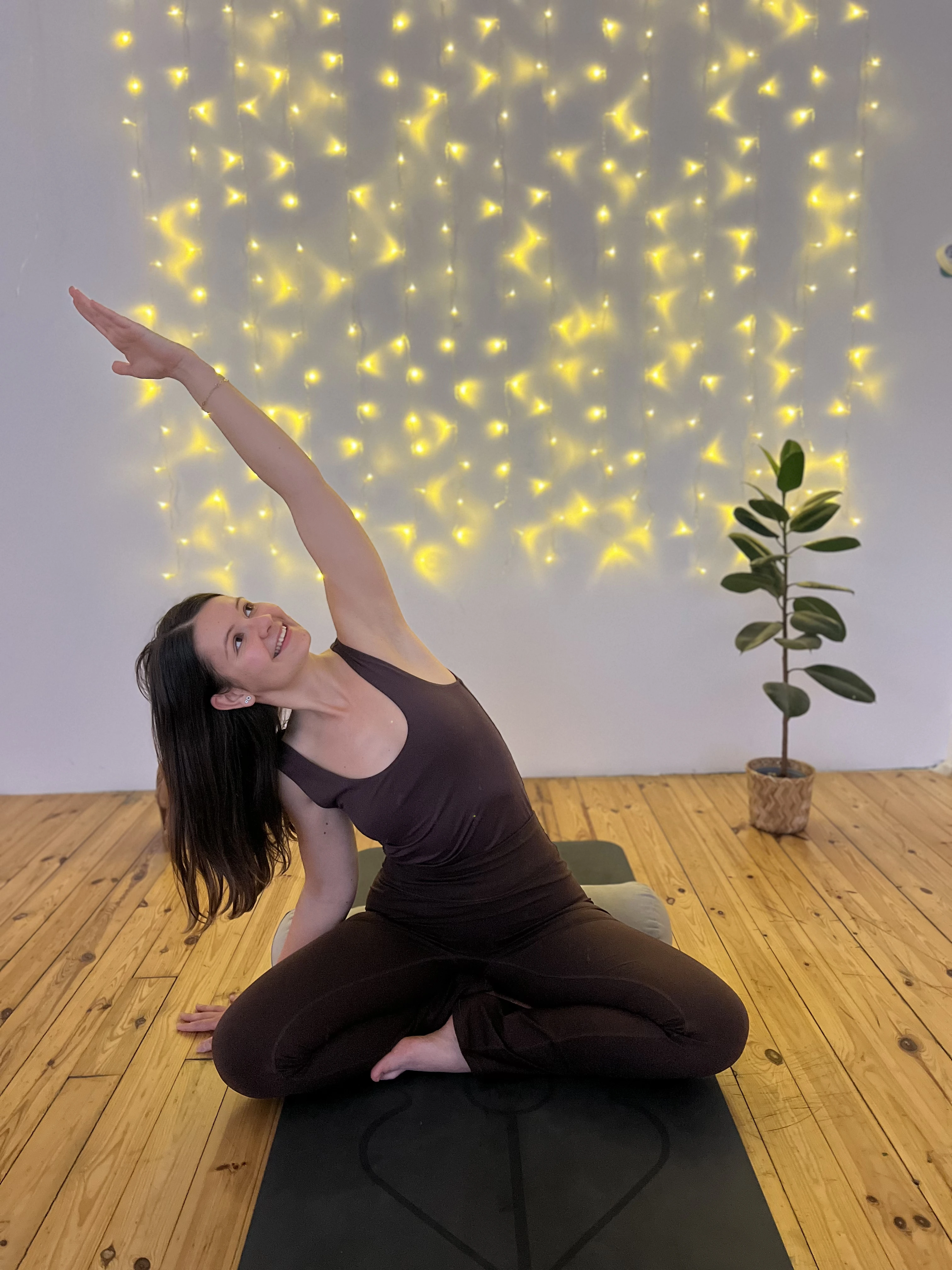 Adél jógagyakorlás közben